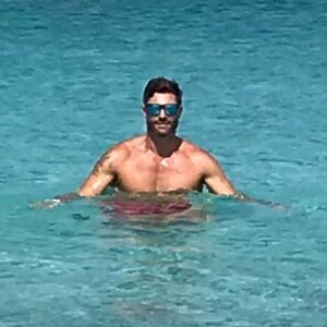 Meet your Posher, Douglas